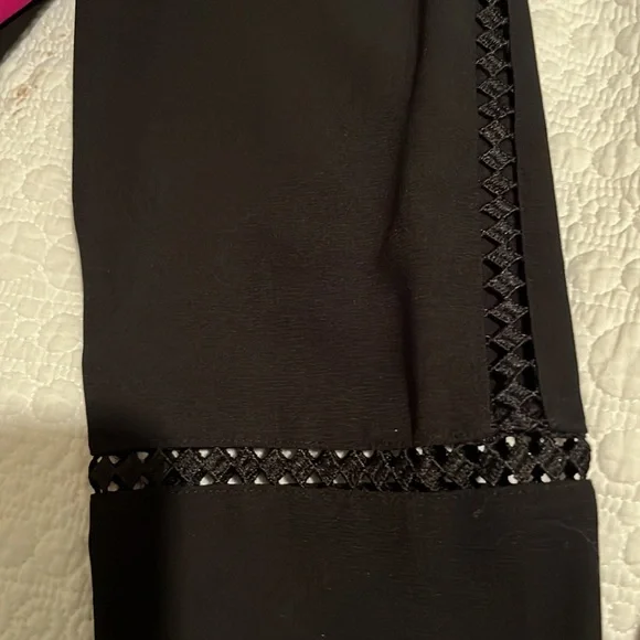 Two TALBOTS TOPS : 2(two) ladies M :black & fuchsia pink - Picture 4 of 11